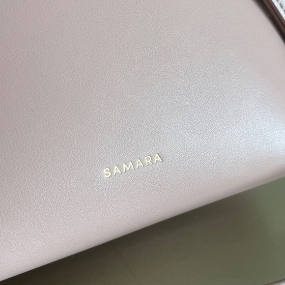 Samara Medium Blush Shoulder Bag - Picture 8 of 13